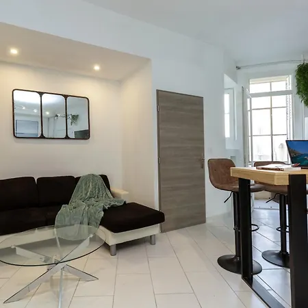 Greenpeace - Host Provence *