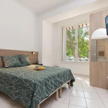 Greenpeace - Host Provence Apartmán