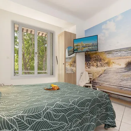 Greenpeace - Host Provence